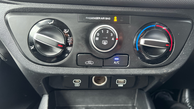 Hyundai i10 1.0 [63] Advance 5dr [Nav] Petrol Hatchback